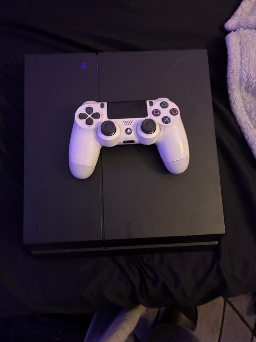 Sony PlayStation 4 Console with White Controller